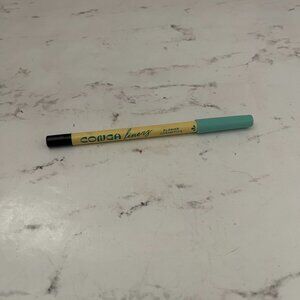 🍌Conga Eyeliner🍌